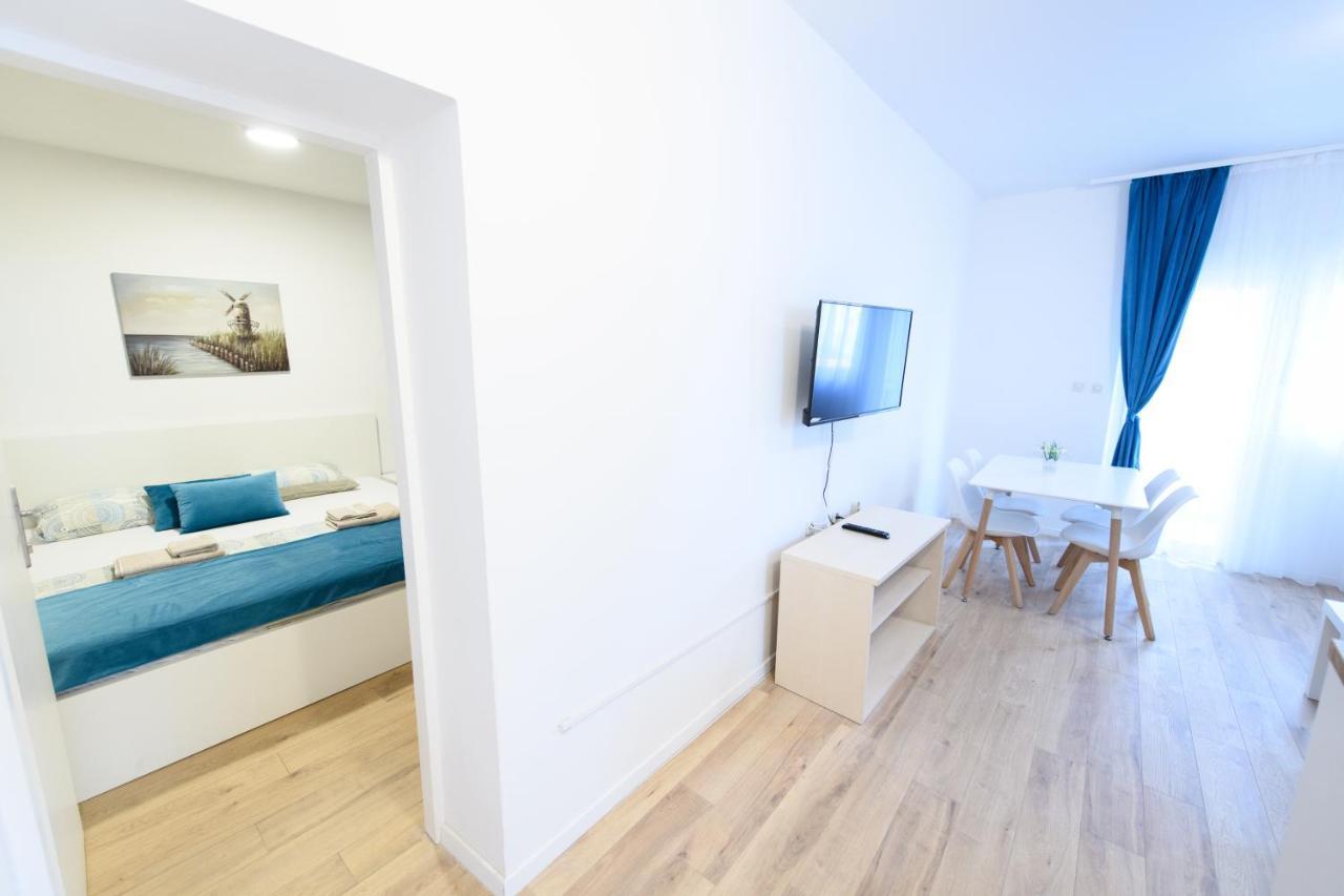 Cozy Beach Apartments Макарська Екстер'єр фото