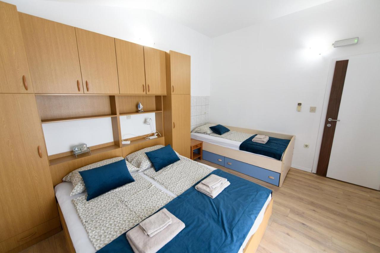 Cozy Beach Apartments Макарська Екстер'єр фото